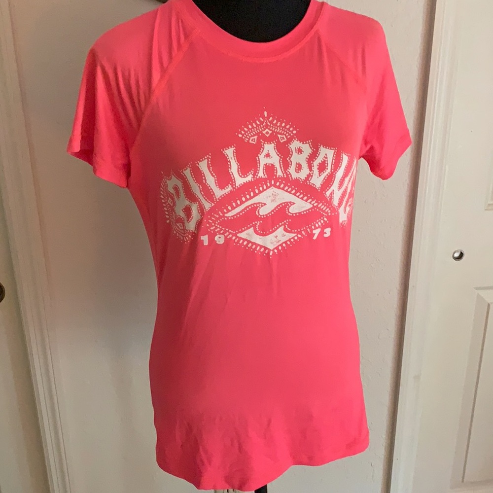 Billabong Coral & White Swim Tee Size L